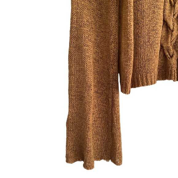 ONE TEASPOON Knit Sweater with Wide Sleeves - Picture 3 of 9